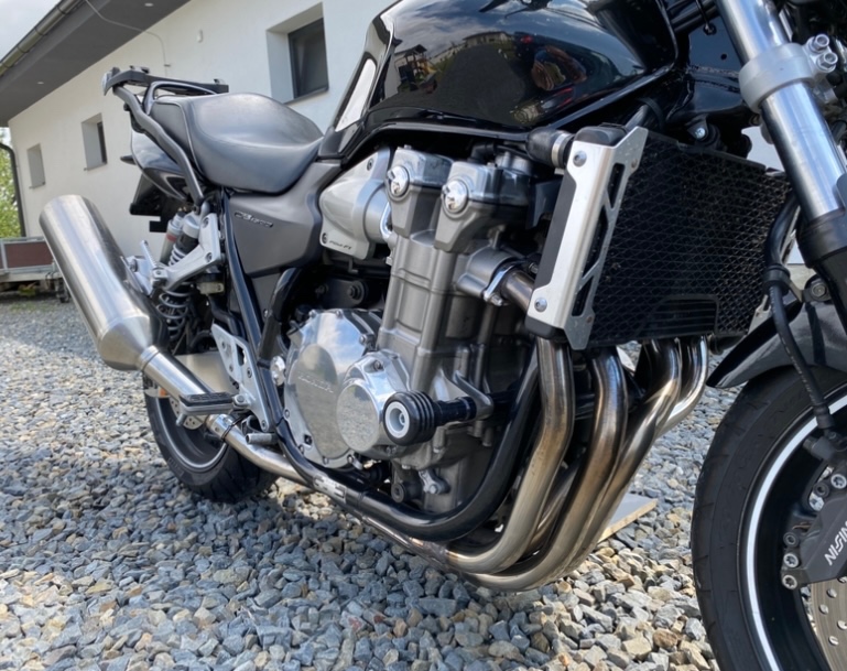 Honda CB1300 - 5