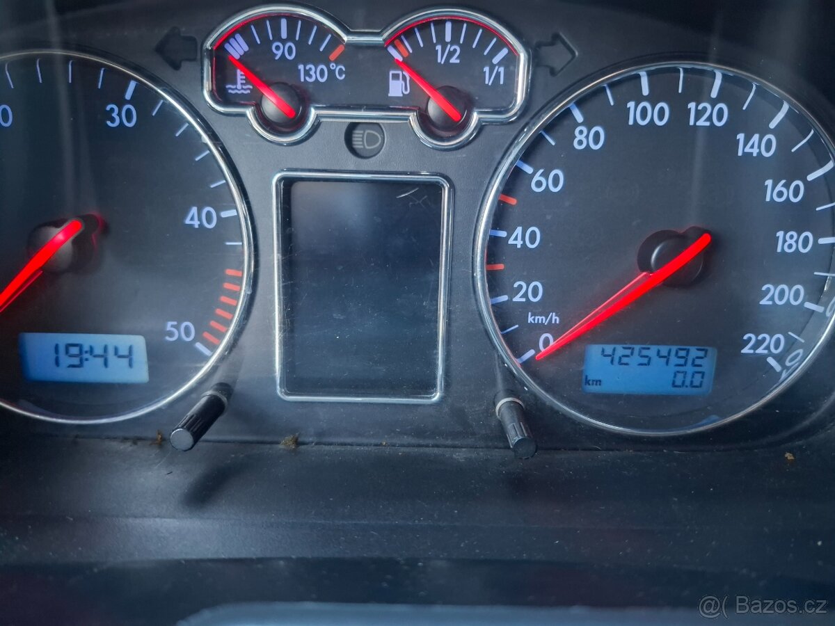 Volkswagen Multivan T4 2.5 TDi 111kW - 5