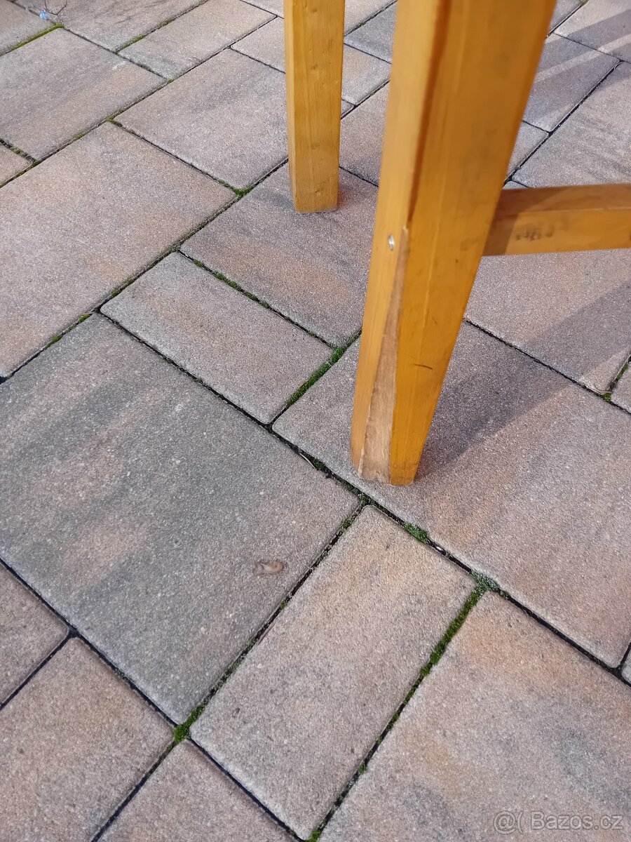 Staré kuchyňské dřevěné židle - 5