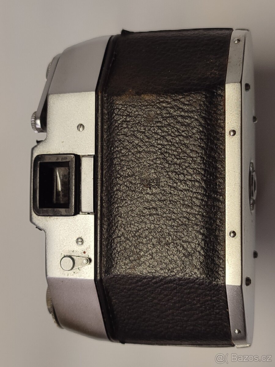 Prodám fotoaparát EXA II a - 5