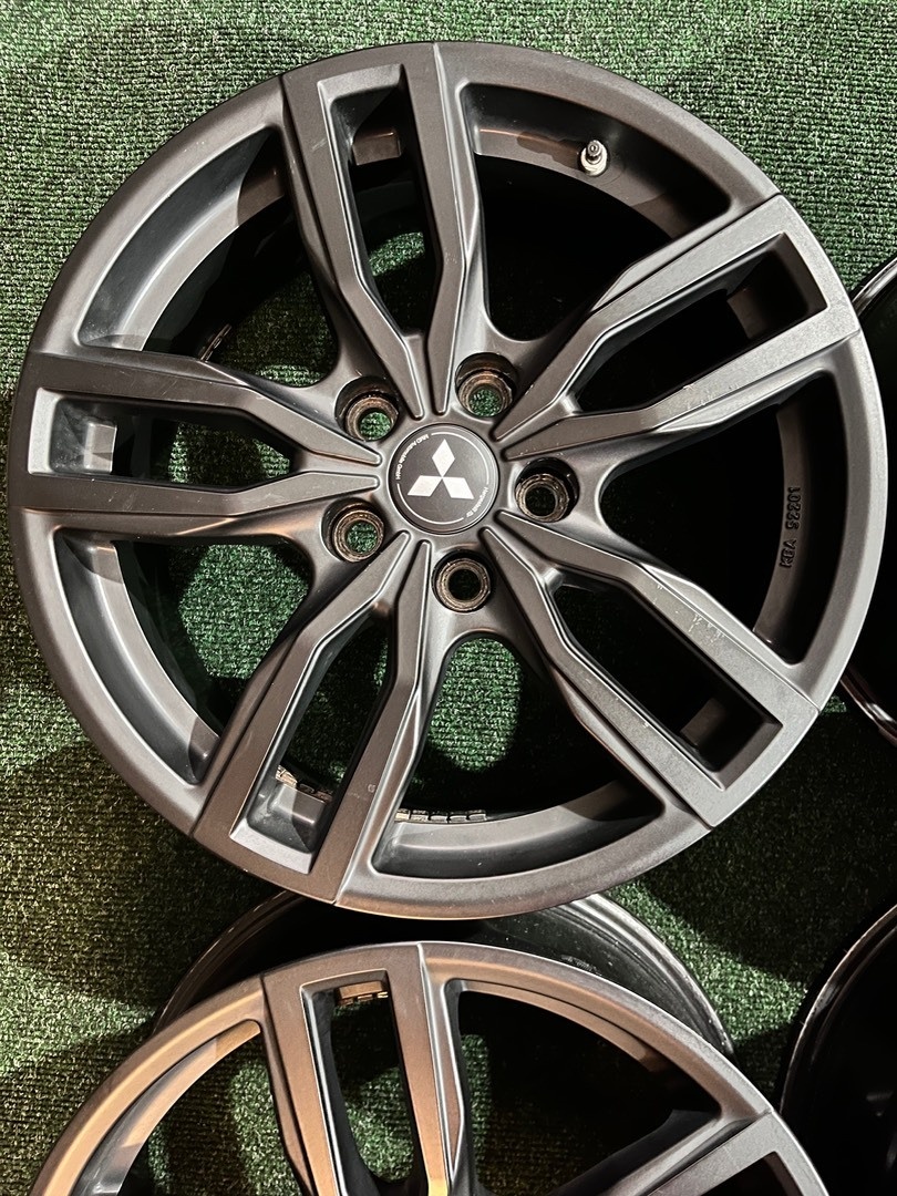 R17 Originál Alu Mitsubishi Outlander / Eclipse - ET 38 - 5