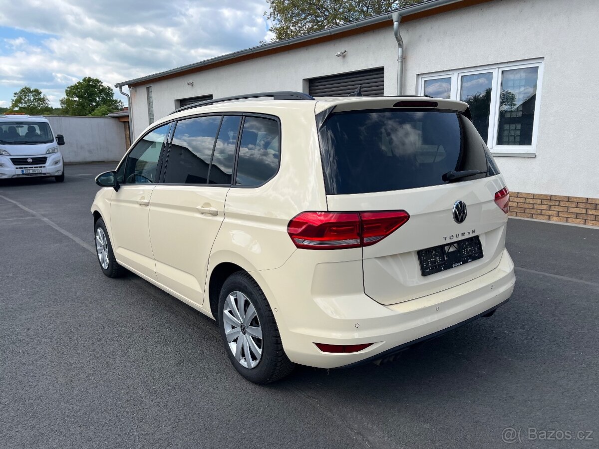 VW TOURAN 2.0TDI DSG 7míst rv.2022 - 5