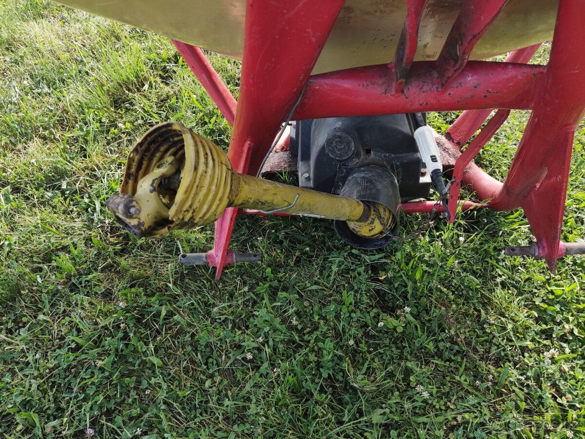 Rozmetadlo průmyslových hnojiv Vicon - 5