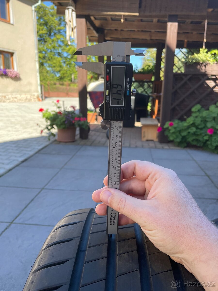 Pneu Bridgestone Potenza 19/225/40 - 5