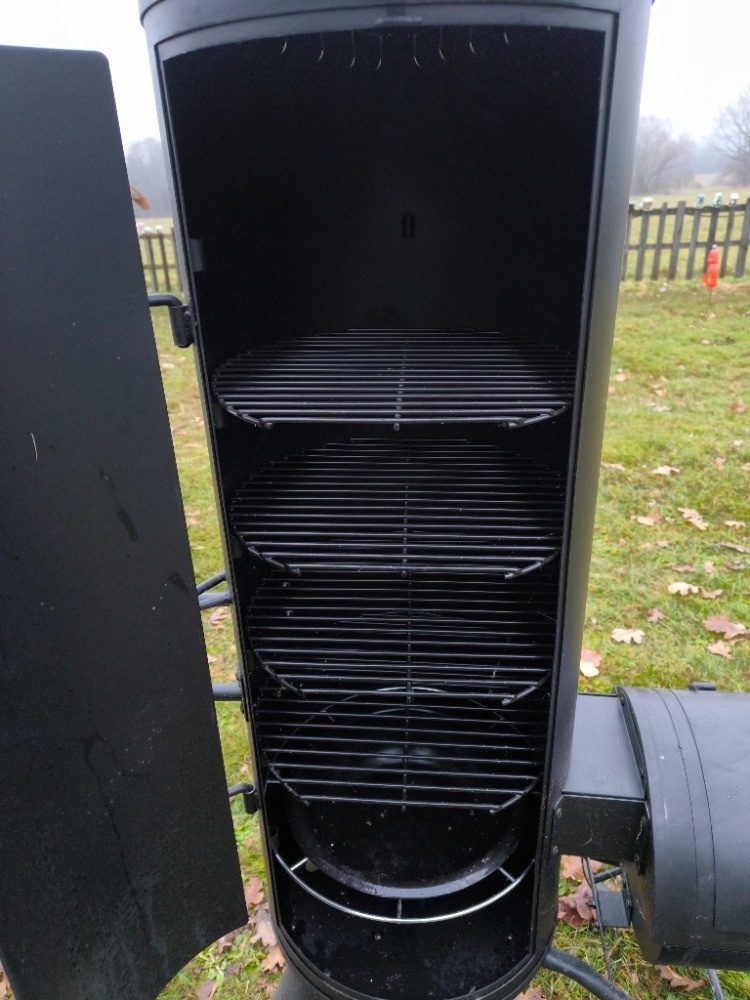 Gril s udírnou 4v1 - 5