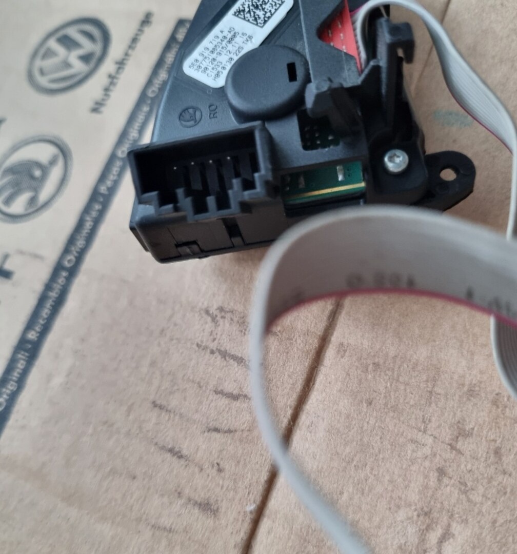 TLACIDLA NA MULTIFUNKCNY VOLANT OCTAVIA SUPERB KODIAQ - 5