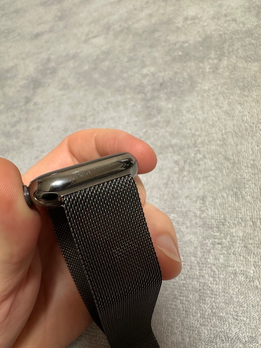 Hodinky Apple Watch Series 8 45mm cellular - 5