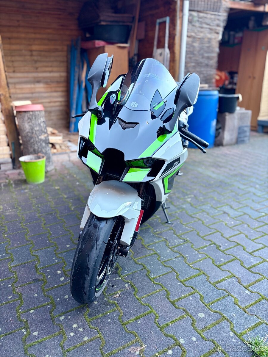 Kawasaki zx10r - 5