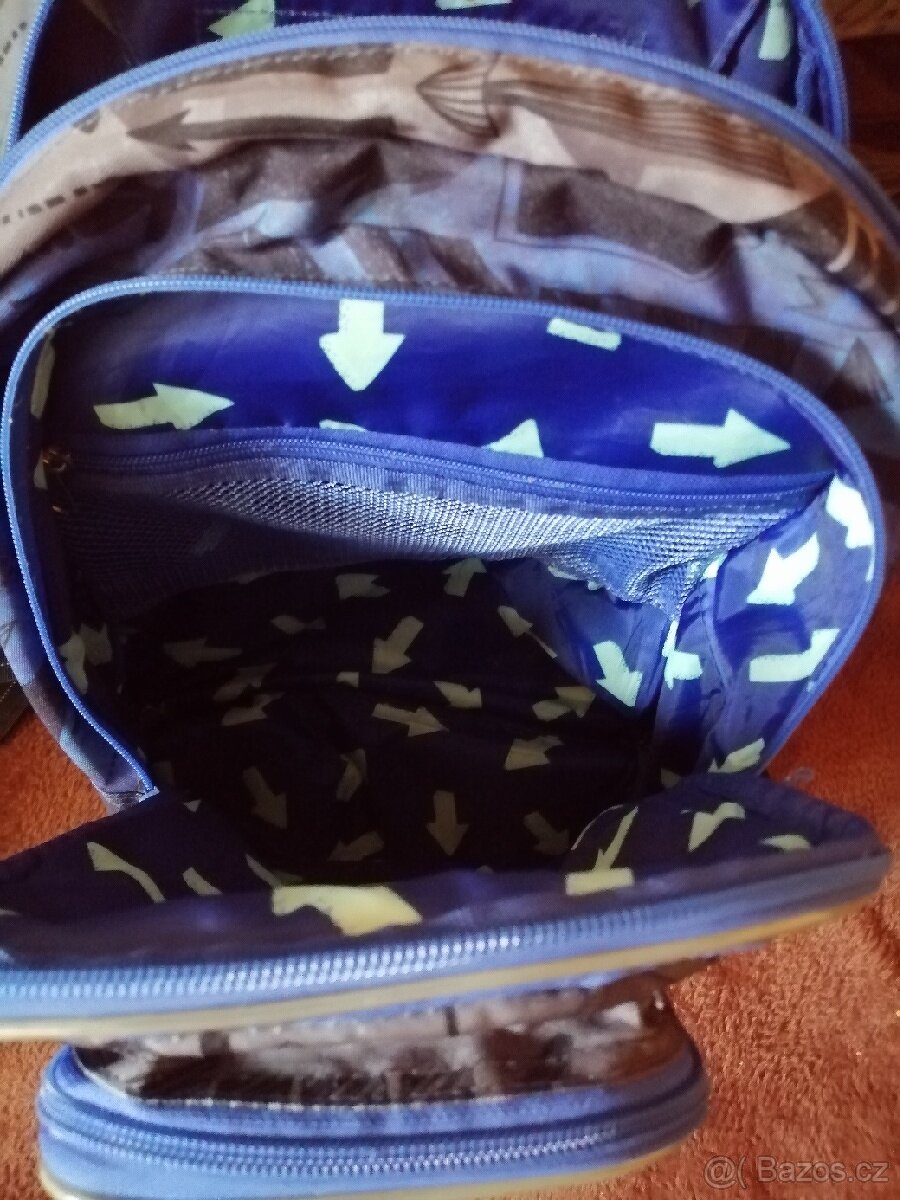 Prodám školní batoh - 5
