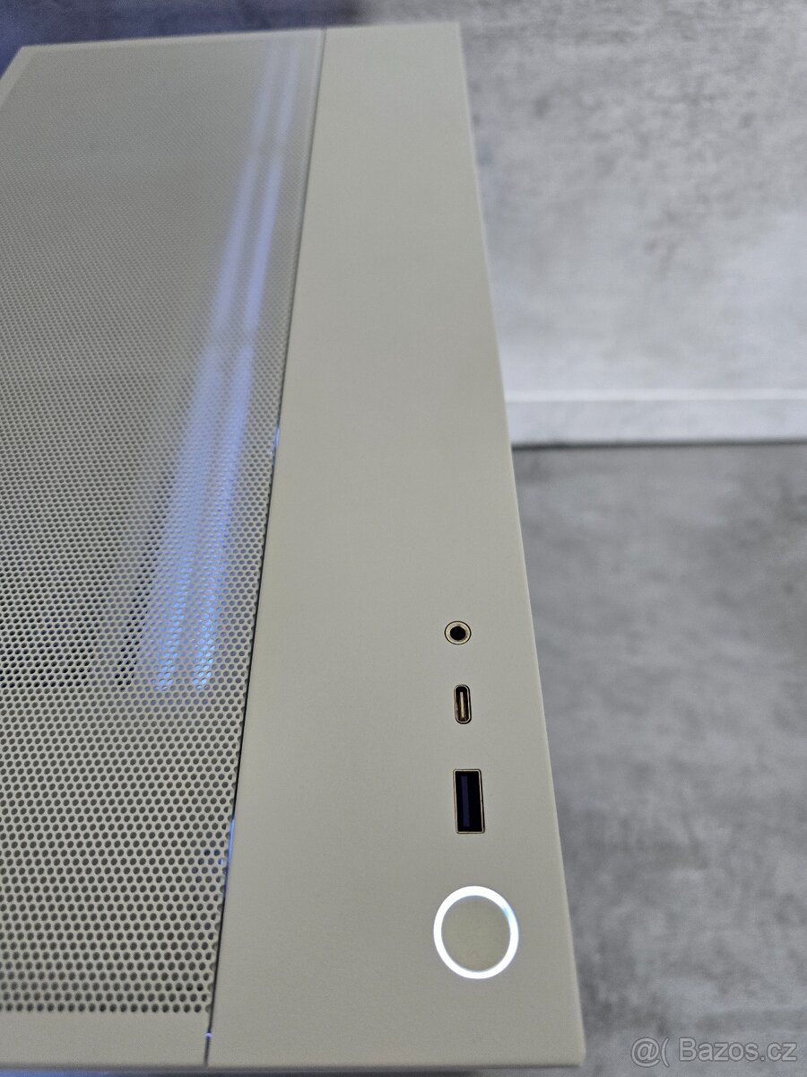 Herní PC AM5/Ryzen 5/RX 9070 XT/32GB RAM/1TB NVMe - 5