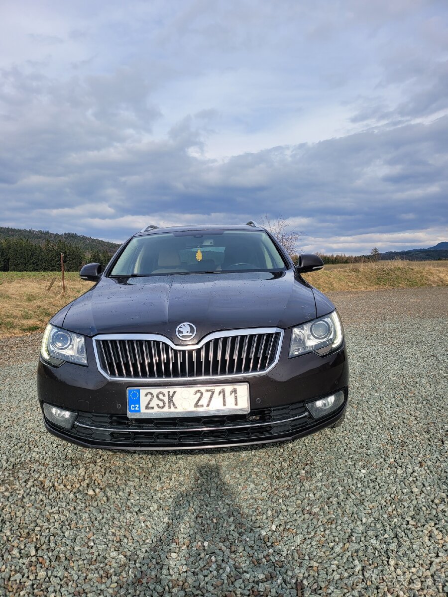ŠKODA SUPERB FACELIFT (KOMPLET SERVIS,NOVÁ TK) - 5
