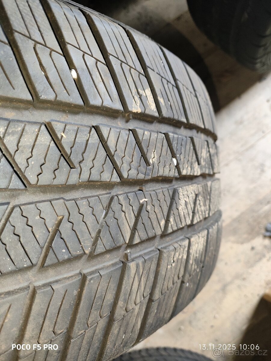 Barum Polaris 5 235/50/19 V XL - 5