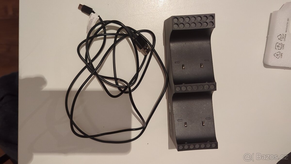Xbox nabíječka - 5