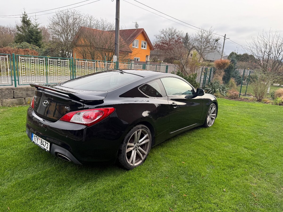 Hyundai Genesis Coupe 3.8 (2010) Track Edition 223 kW - 5
