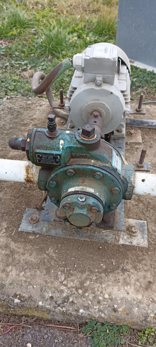 Výdejní stojan LPG+čerpadlo s motorem - 5