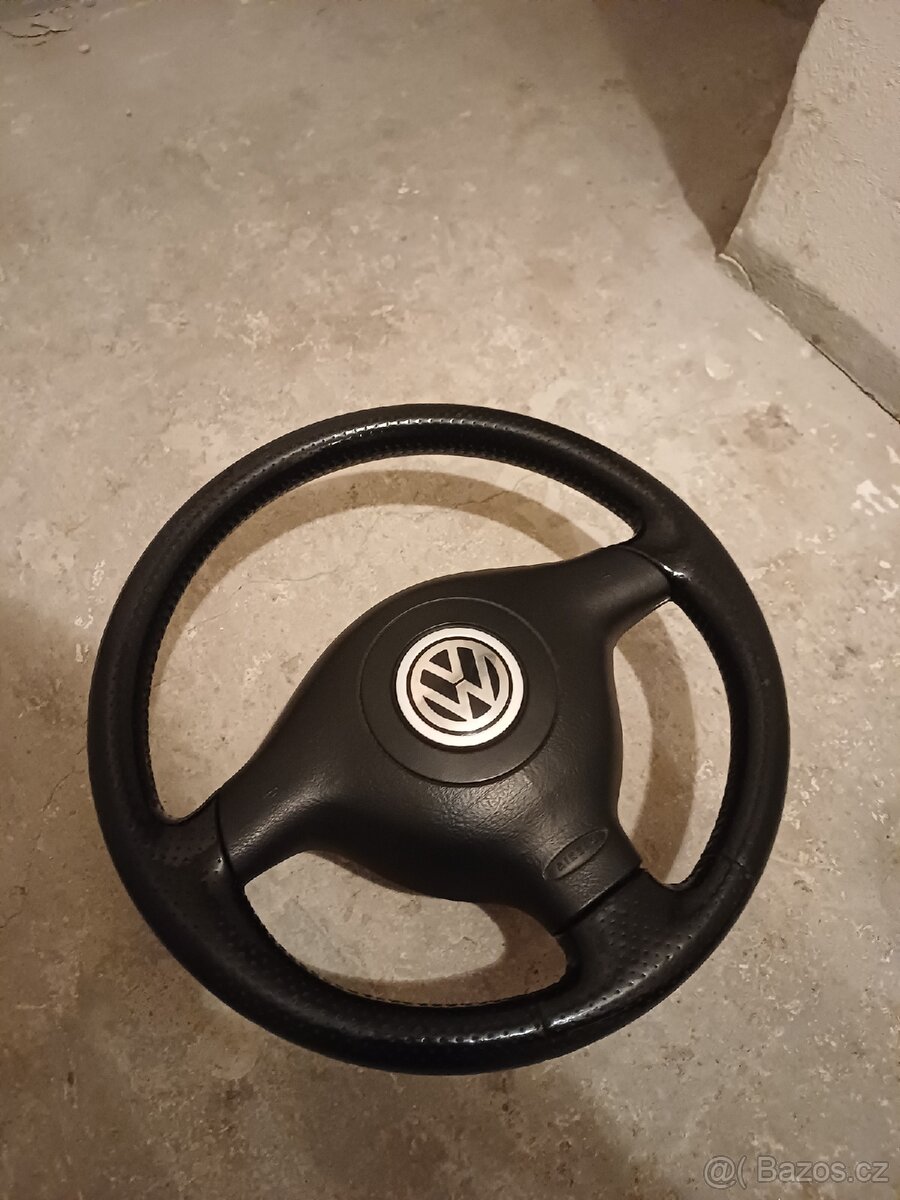 Volkswagen volant - 5