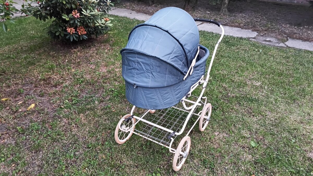 Retro kočárek Liberta. - 5