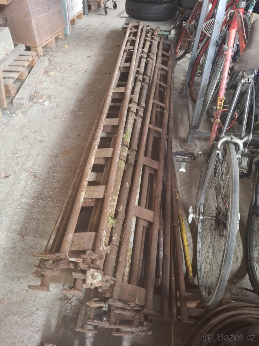 Díly Haki lešení, stojky,podélníky,zábradlí. - 5