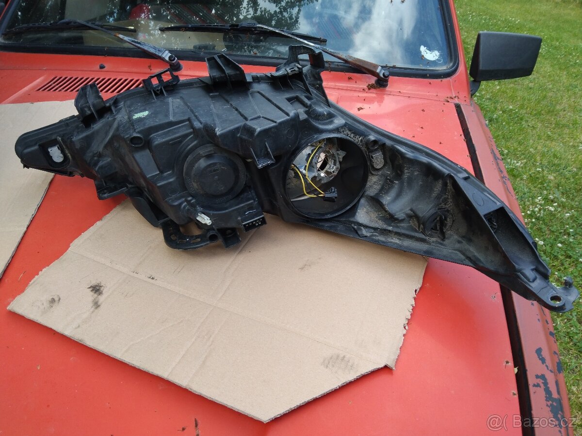 Peugeot 207 přední levé světlo - 5