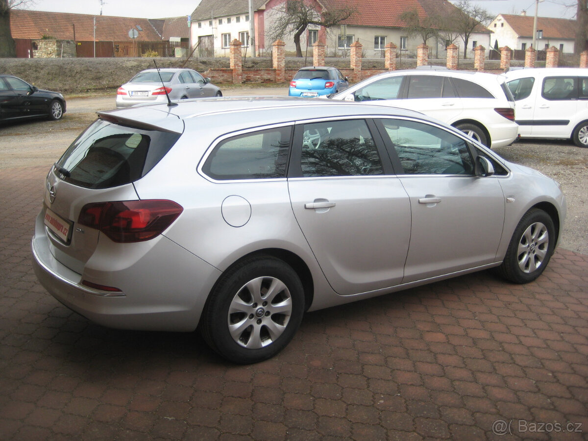 OPEL ASTRA 1.6 CDTi 81KW ČR SERVISKA - 5