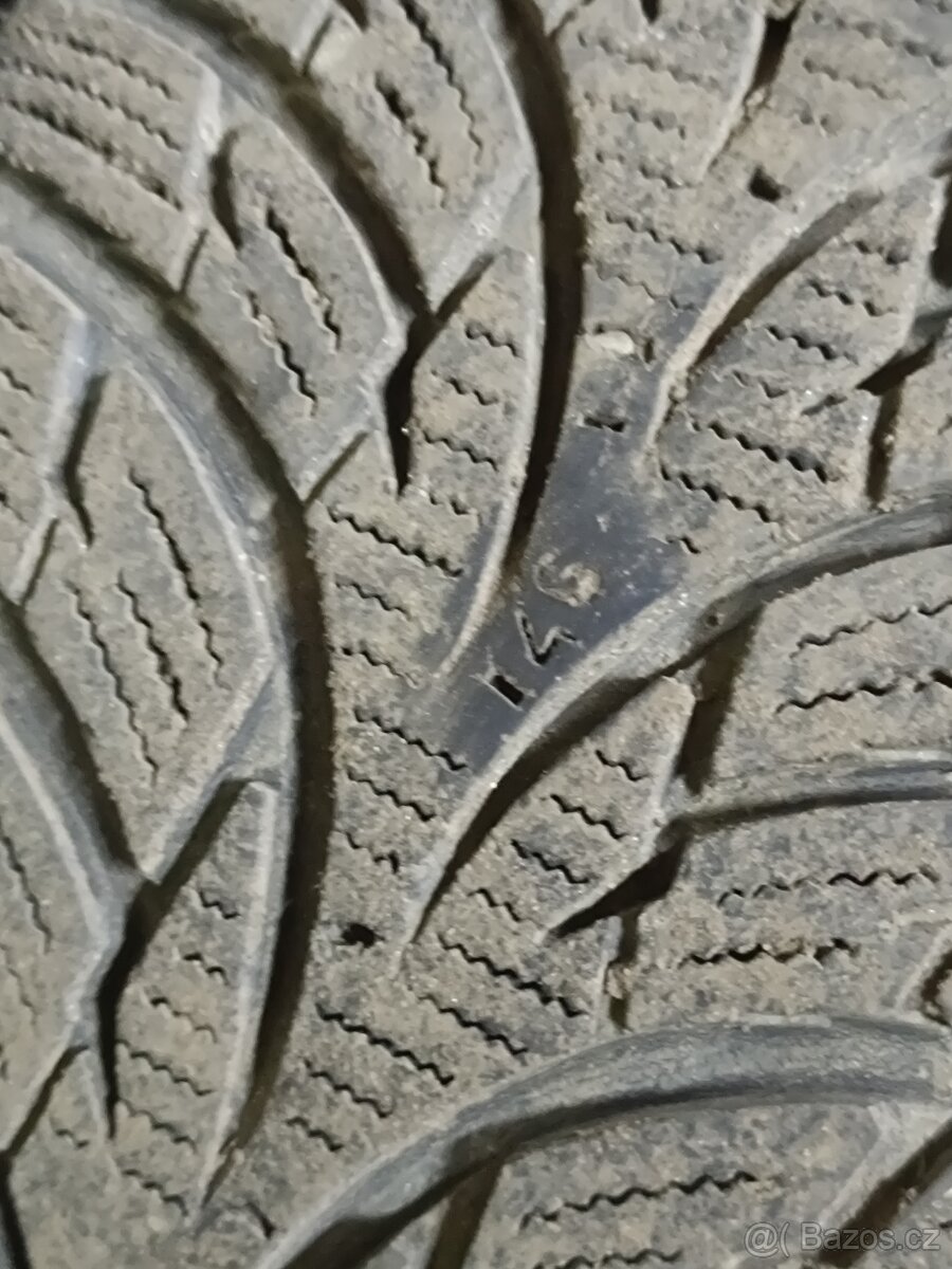 185/60 R15 Nokian zimní - 5