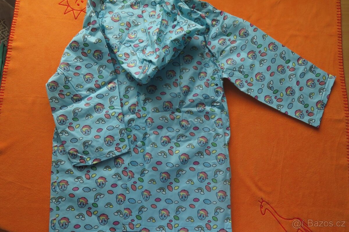 Mikiny, rifle, tričko, pláštěnka,... - vel. 116 - 5