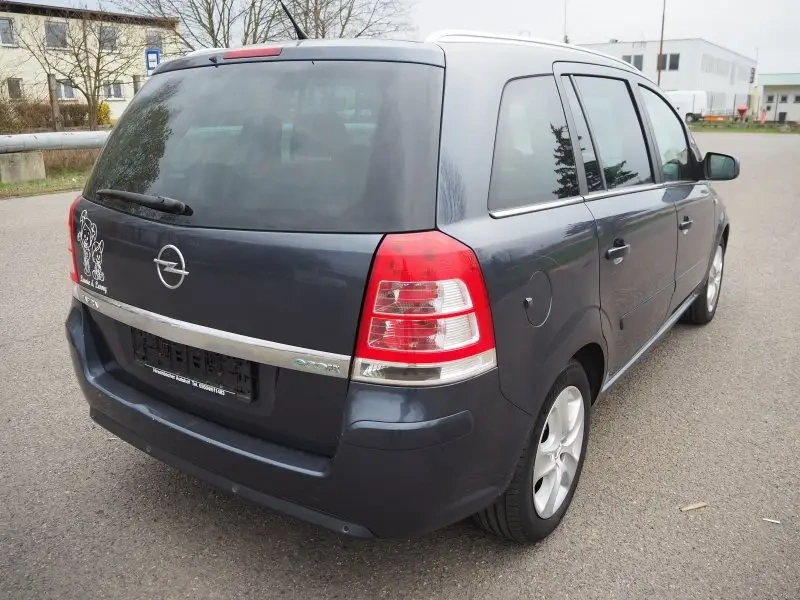 Opel zafira - 5