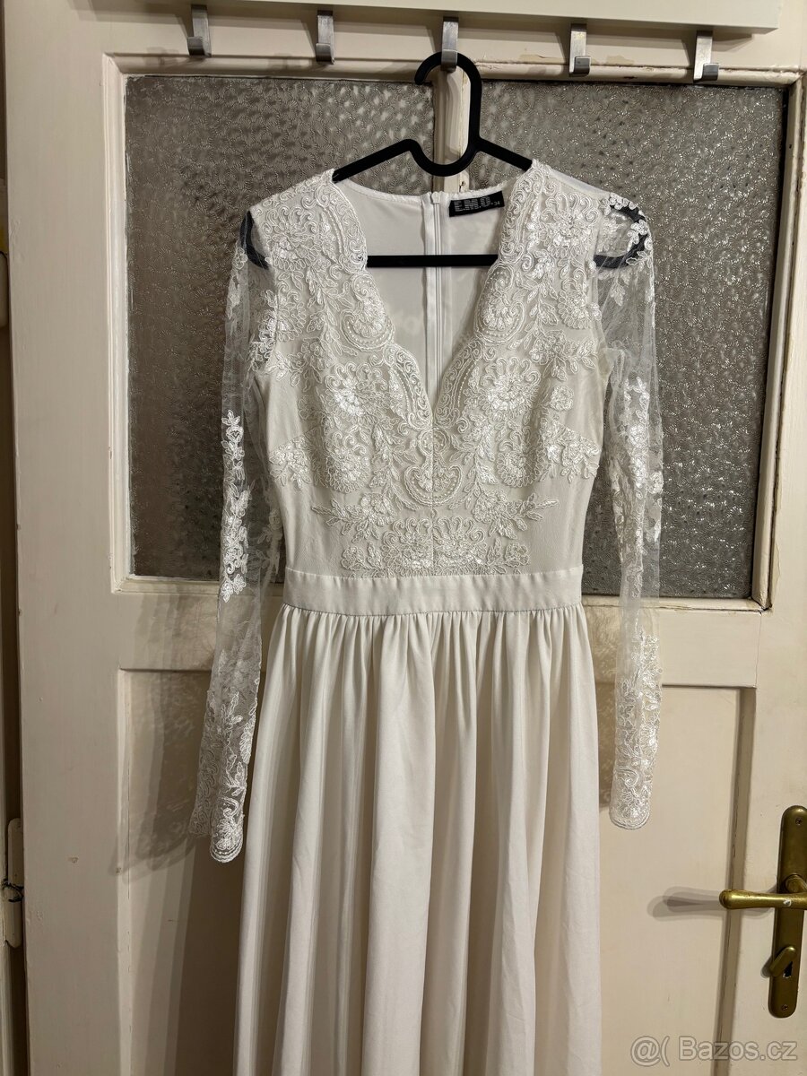 Svatební šaty – bílé krajkové s rozparkem, vel. XS - 5