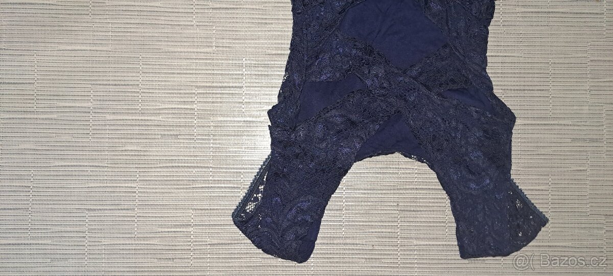 3x krajkové šaty, vel. S - 5