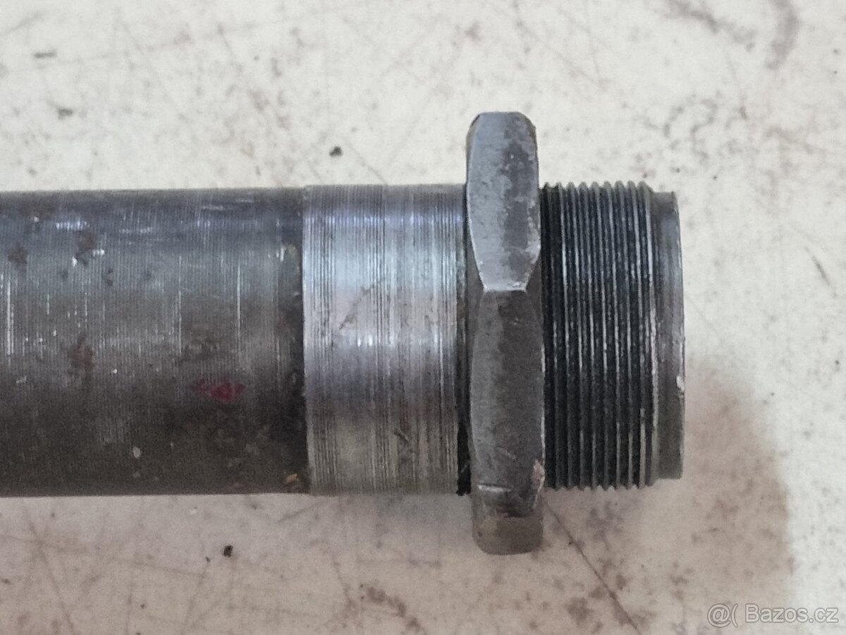 Jawa pérák FJ nebo Ogar - spodní brýle a držák řidítek. - 5