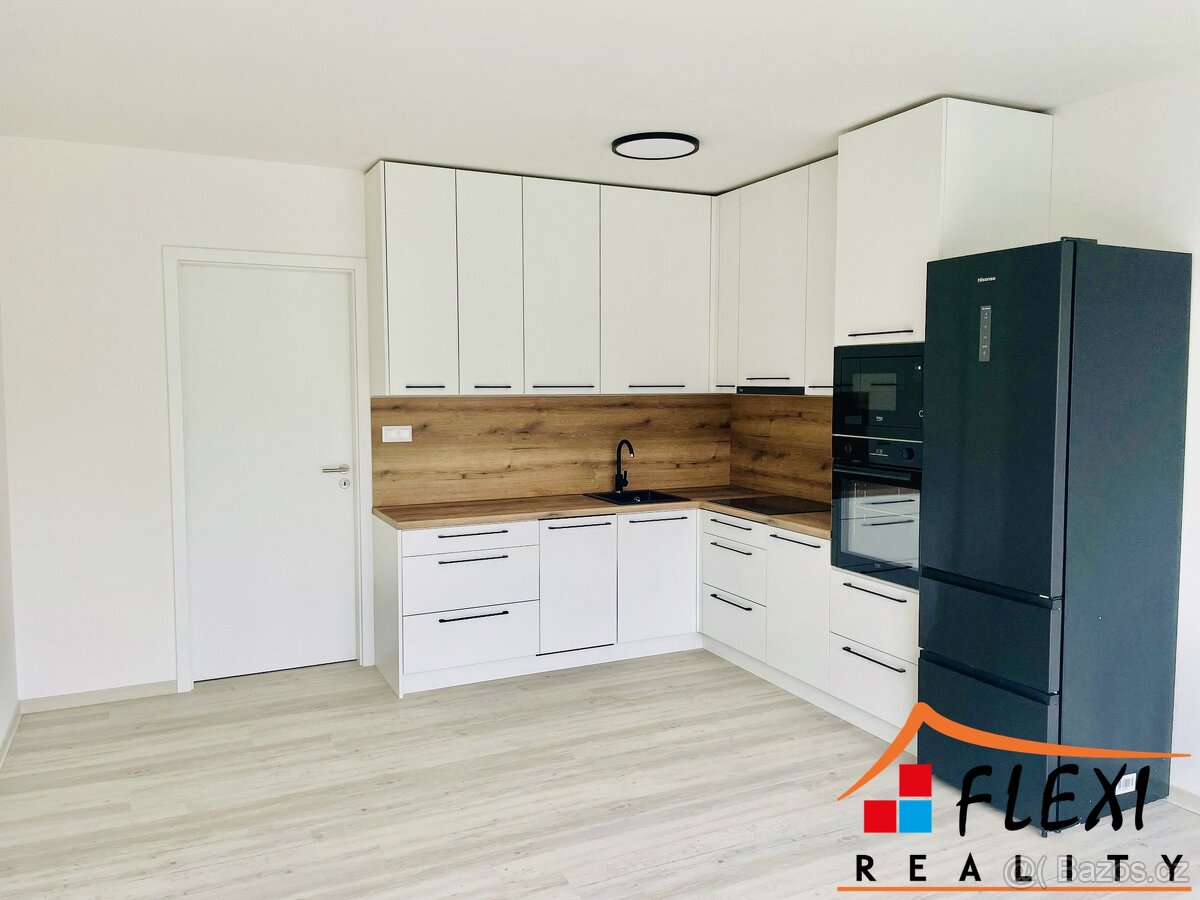 Pronájem bytu 1+kk, 32 m² vč. parkování - Ostrava - Slezská - 5