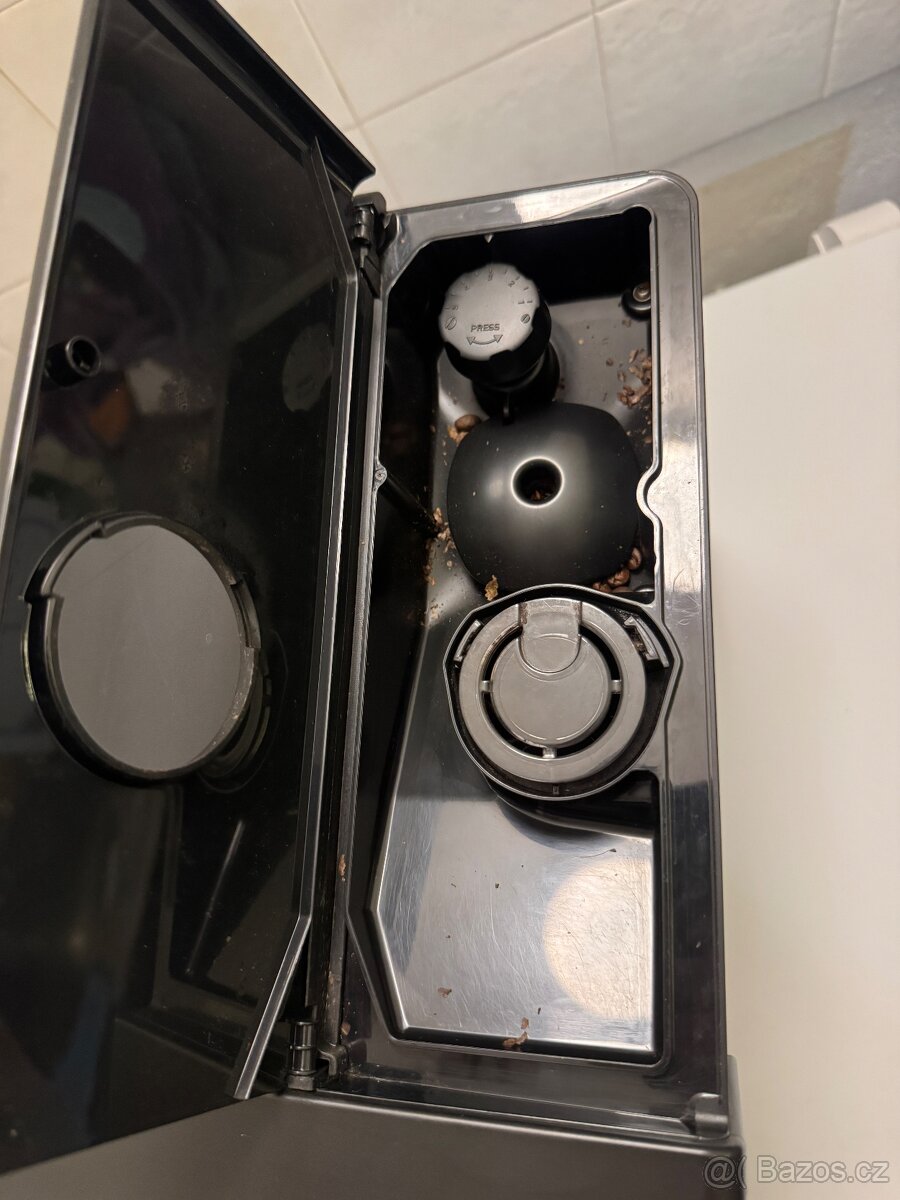 Prodáno automatický kávovar Philips EP 5364 - Serie 5000 - 5