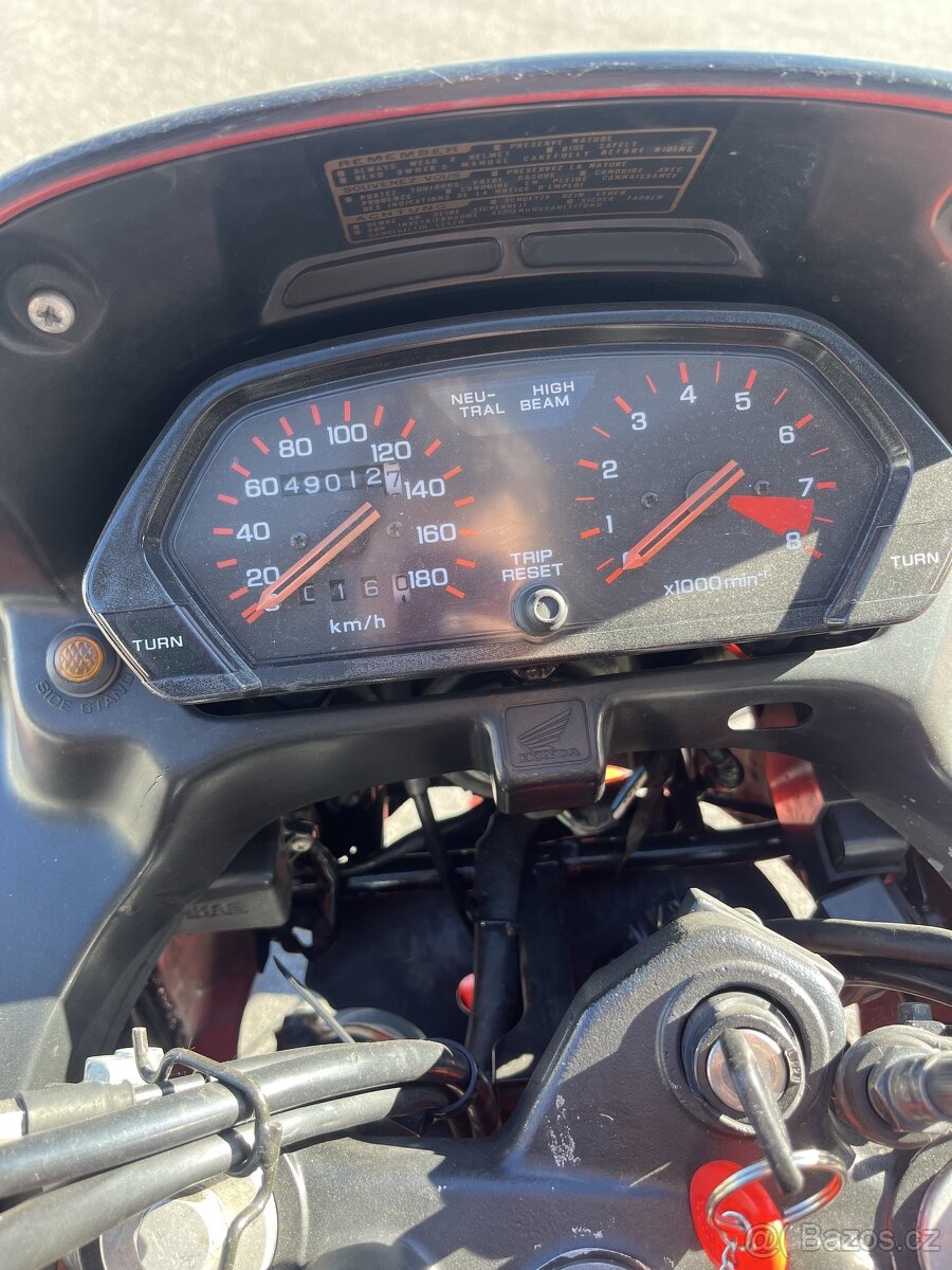 Honda nx650 Dominator - 5