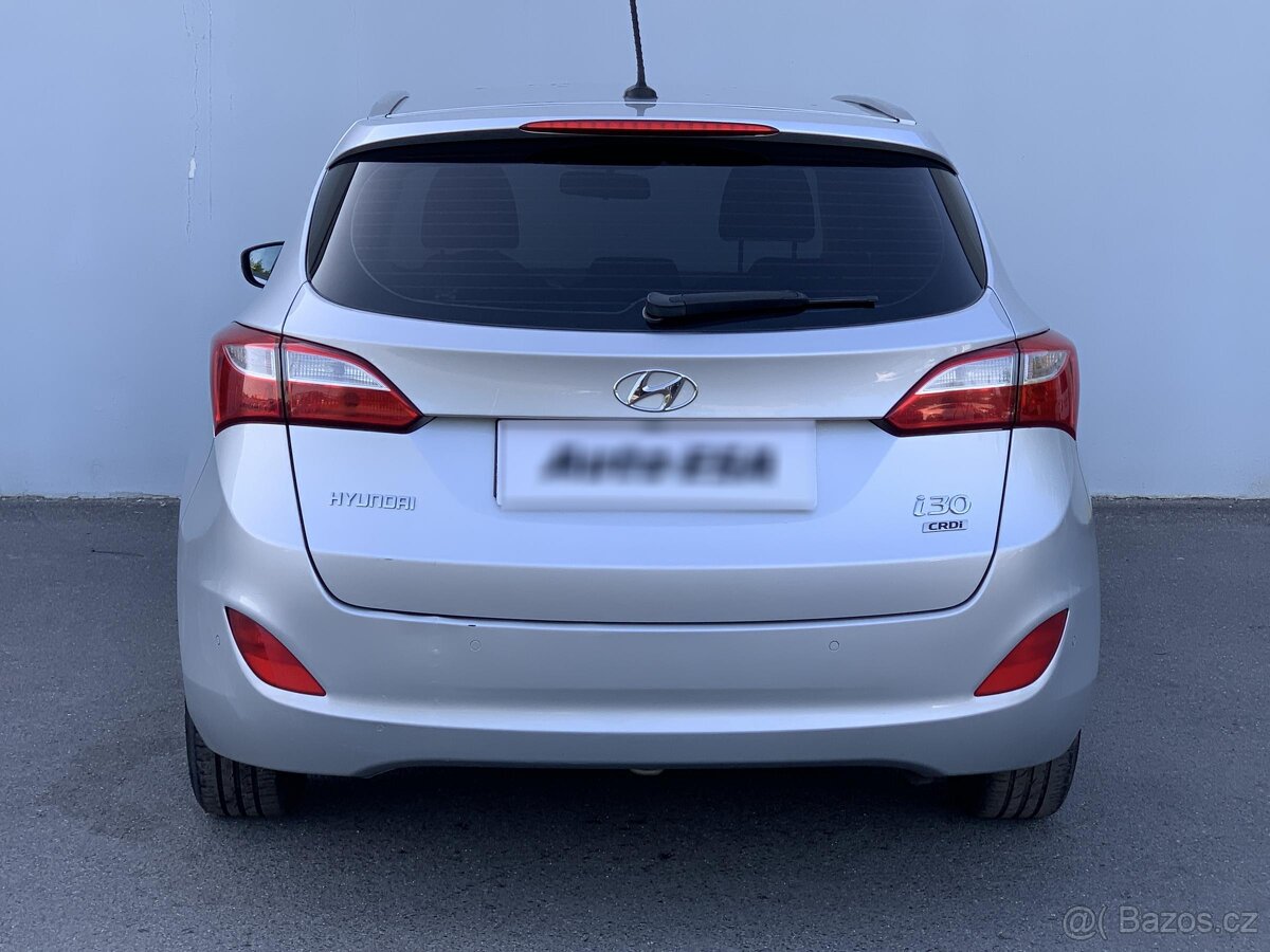 Hyundai I30 1.6 CRDi , 82 kW nafta, 2013 - 5