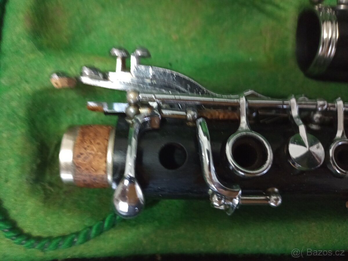 Prodám B Klarinet Amati - 5
