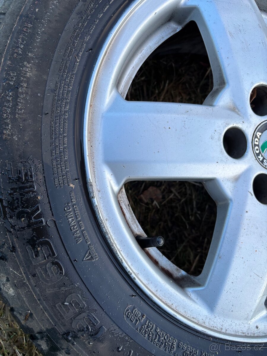 Alu R15 Triton kusovka octavia 1 - 5