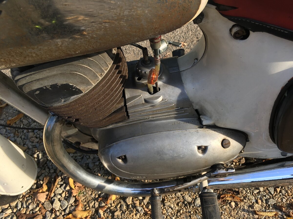 Jawa 250/590 Sport - 5