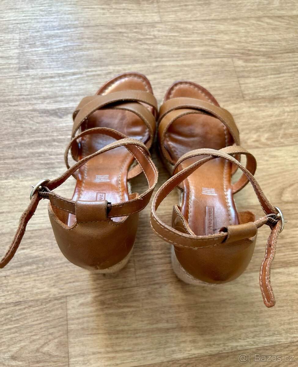 Dámské kožené páskové boty vel. 40/41 TOP stav - 5