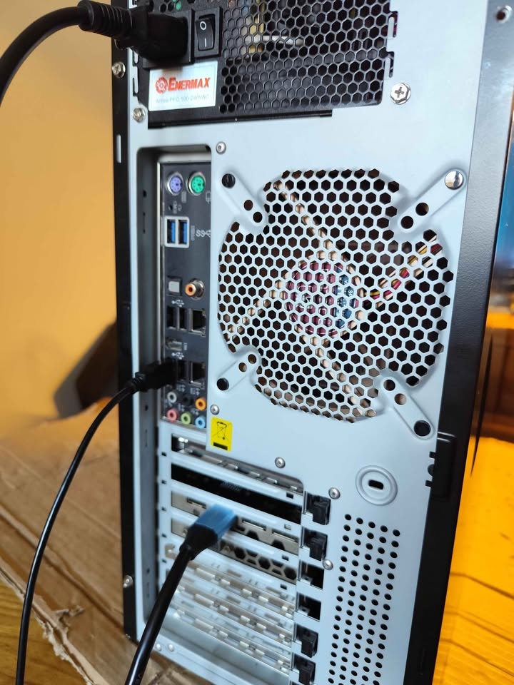 Levné herní PC: Core I7 950, 18GB RAM, RX 580 8GB, HDD 1TB, - 5