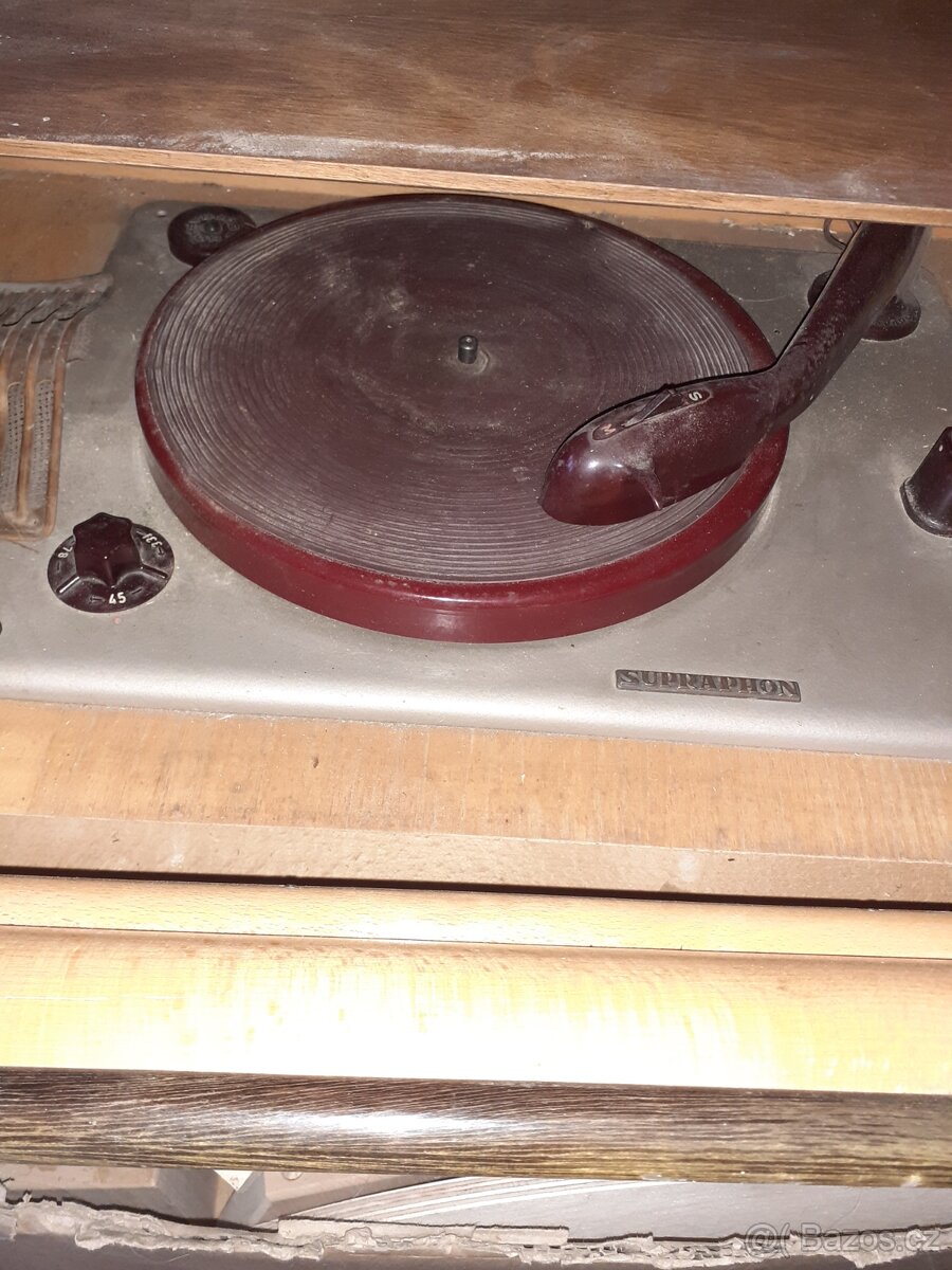 Retro gramofon Supraphon, rádio Tesla 605 A - 5