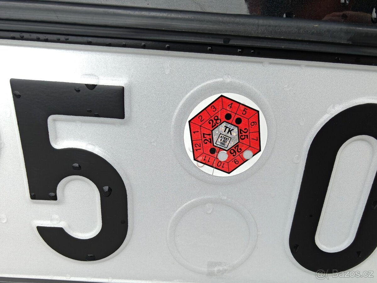 Hyundai Santa Fe 2.7i V6, 4x4 - 5