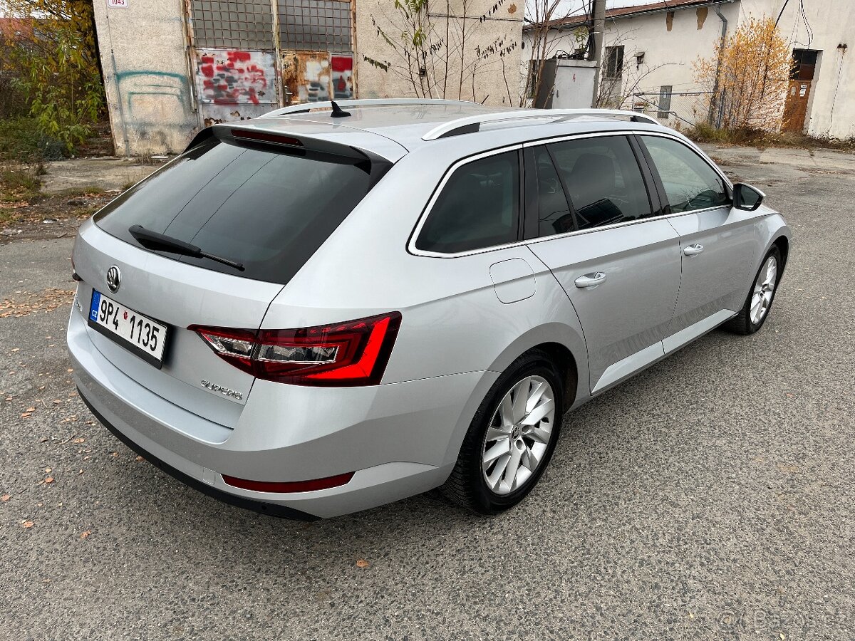 Škoda Superb 2.0tdi 140kw manuál po servisu nehavarované - 5