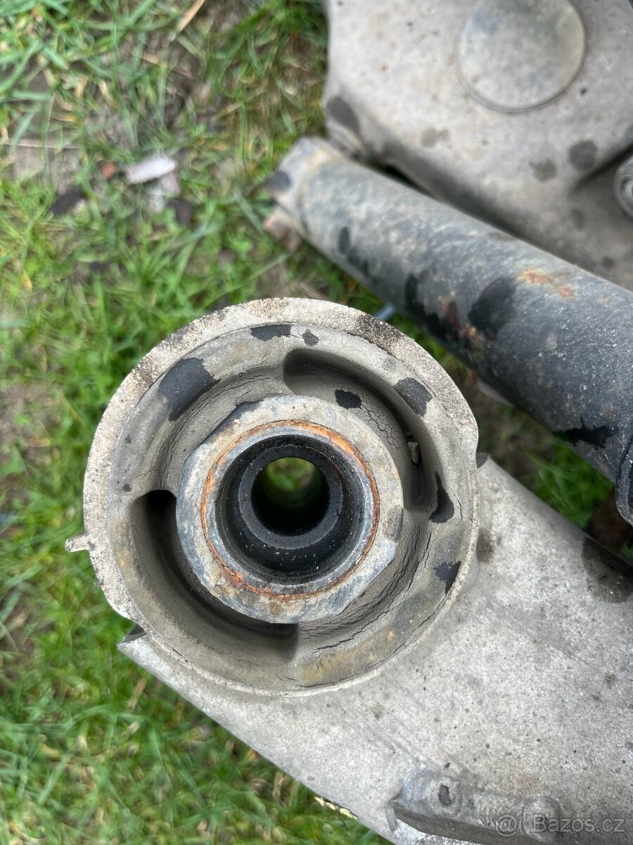 Bmw e39 touring repasovaná zadní náprava - 5