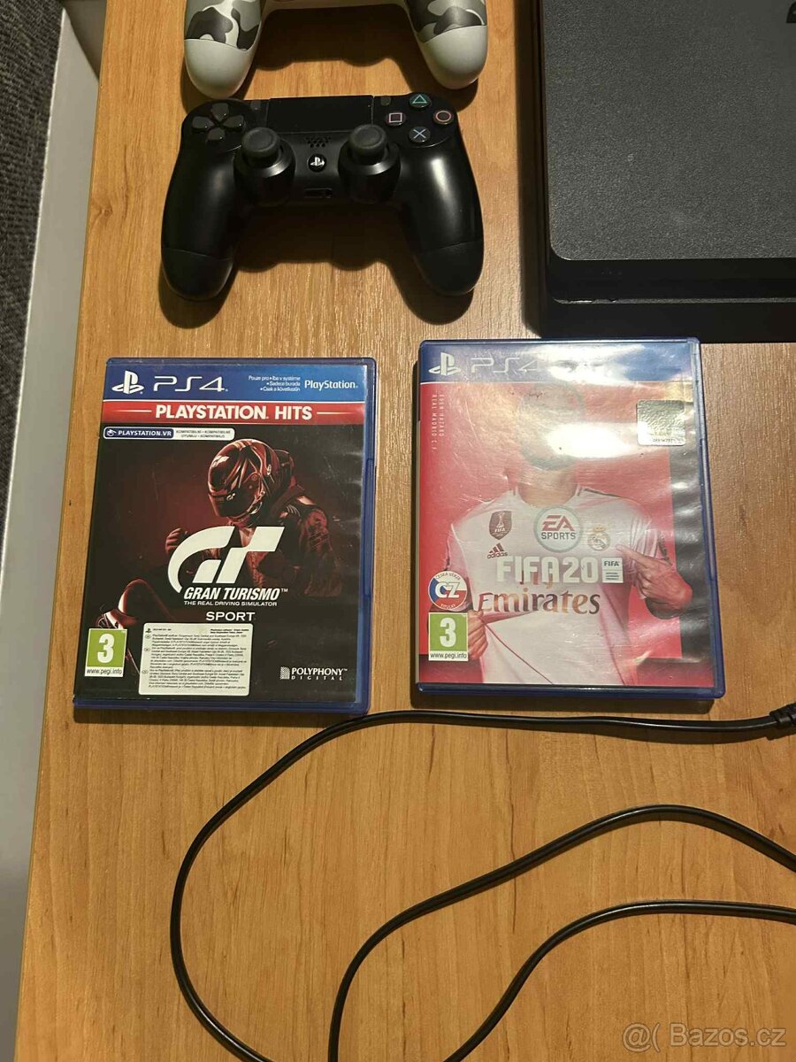 Playstation 4 Slim - 5