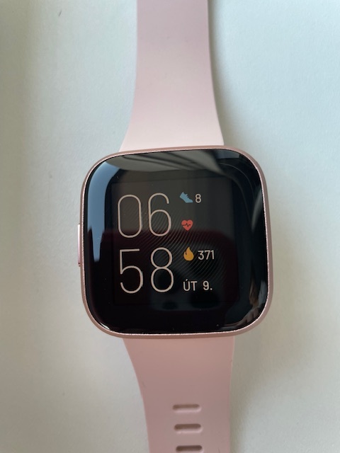 Chytré hodinky_Fitbit Versa 2 - 5
