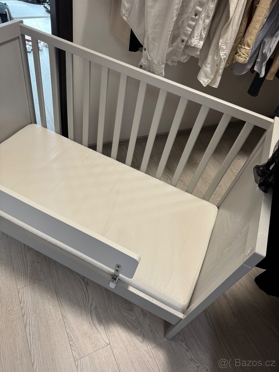 Dětská postýlka s výbavou - 5