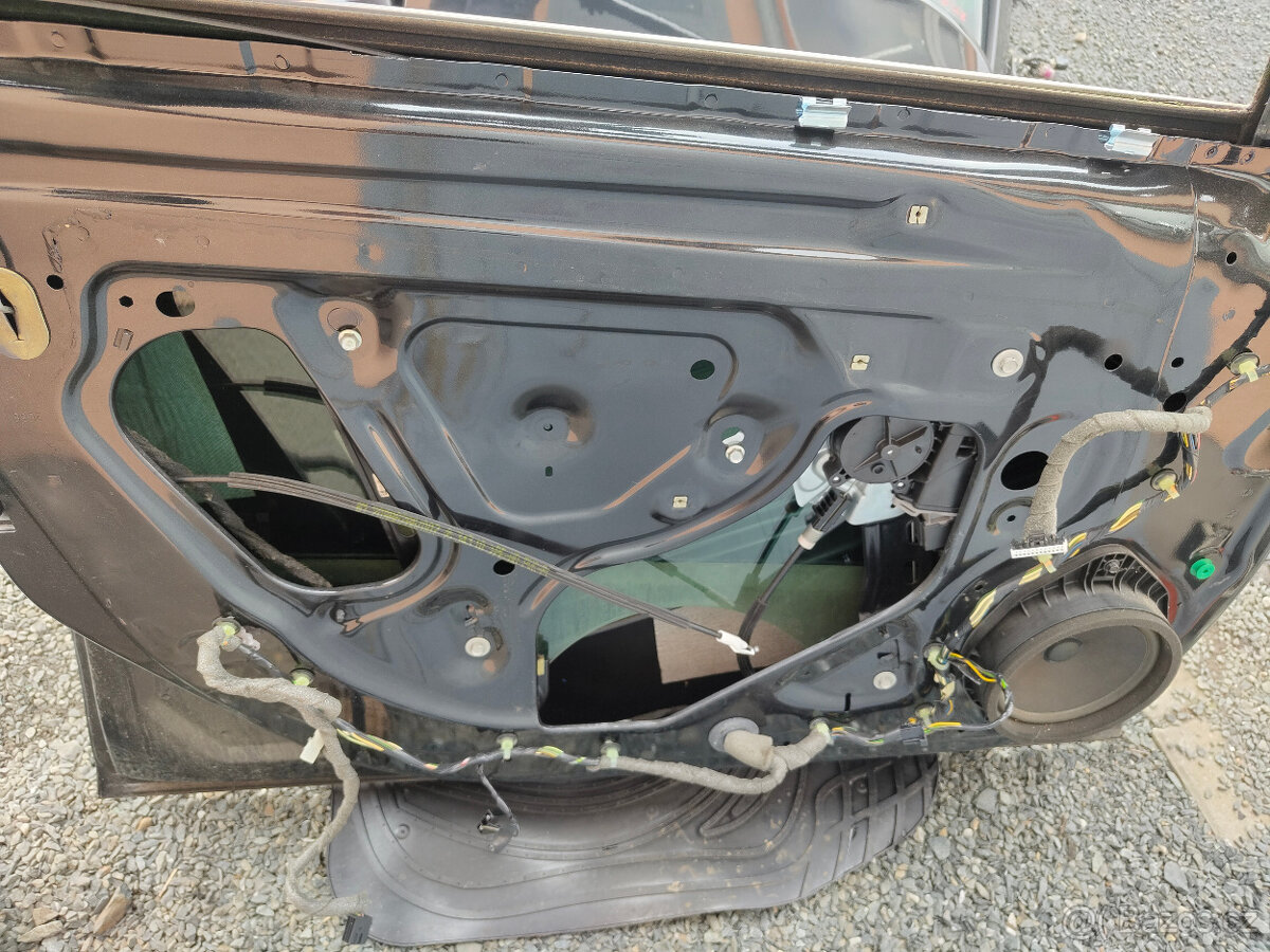 Dveře Insignia A combi (08-16) - Z22C - 5