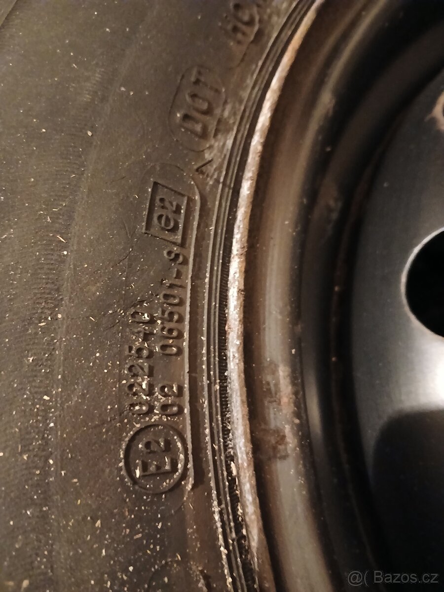 Kia Ceed 4x plechové disky + poklice, pneu letní - 5