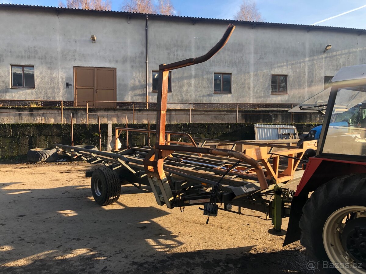 Prodám samonakládací vůz na balíky. - 5