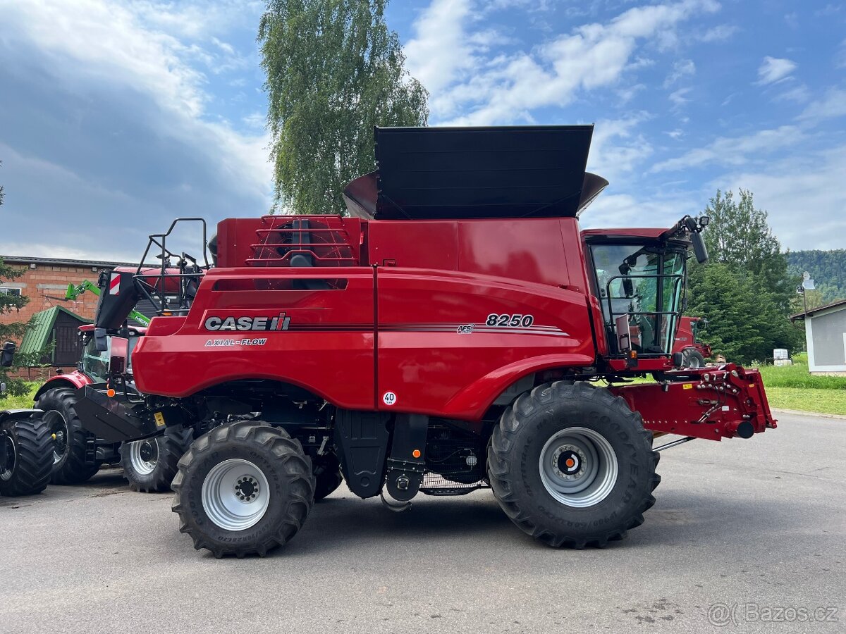 Case IH AF 8250 kolový - 5